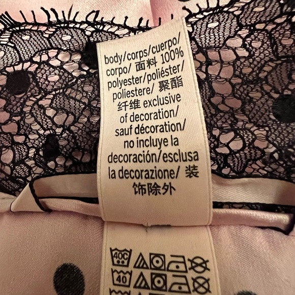 Victoria Secrets Sexy Cami - Picture 4 of 4